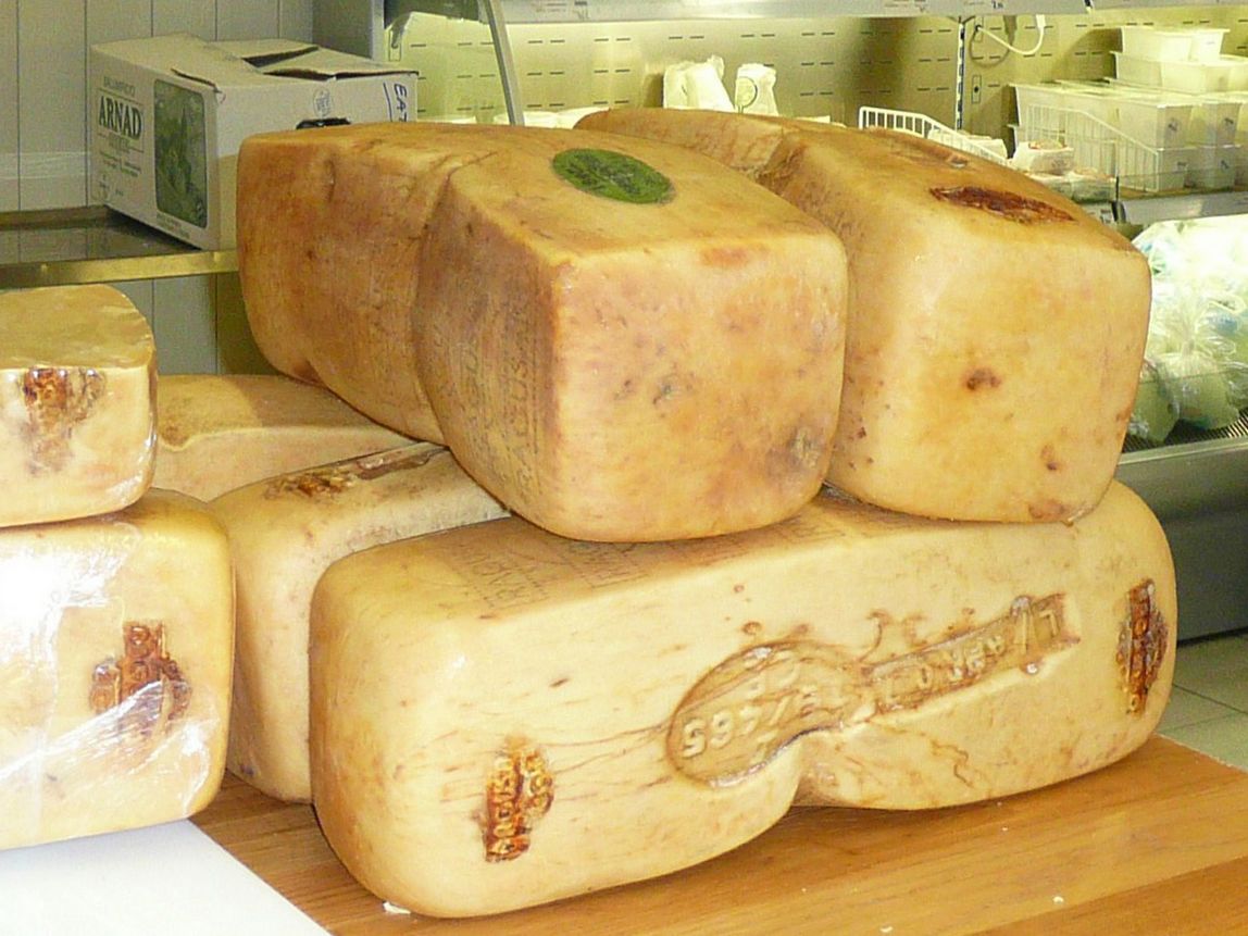 Progetto Natura, formaggi e latticini tipici della Sicilia, si allea con Unicredit