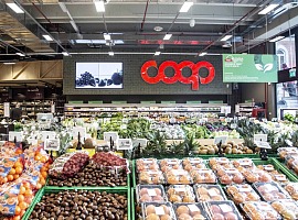 Coop Lombardia cede il negozio di Sesto Marelli a Eurospin. Proteste dei dipendenti Coop Lombardia cede il negozio di Sesto Marelli a Eurospin. Proteste dei dipendenti