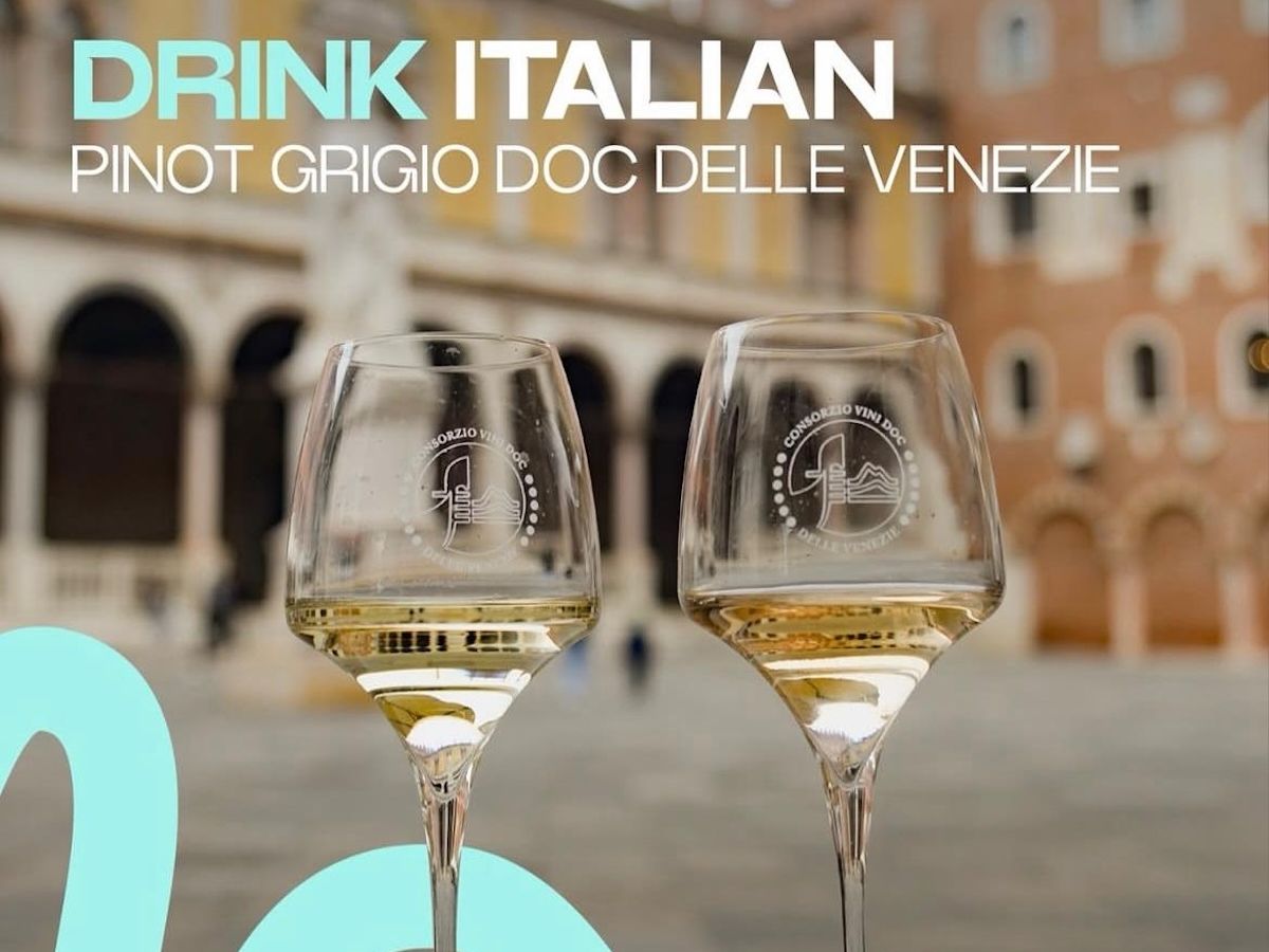 Pinot Grigio Doc Delle Venezie è official wine di Vinitaly & The City 2026 Pinot Grigio Doc Delle Venezie è official wine di Vinitaly & The City 2026