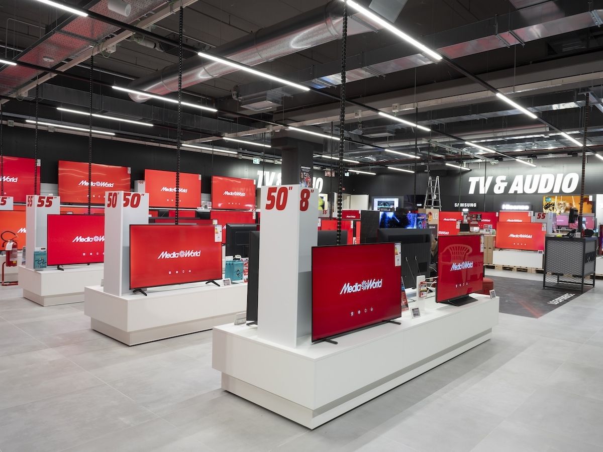 MediaWorld rinnova il punto vendita di Grugliasco che riapre con il format “Look & Feel” MediaWorld rinnova il punto vendita di Grugliasco che riapre con il format “Look & Feel”