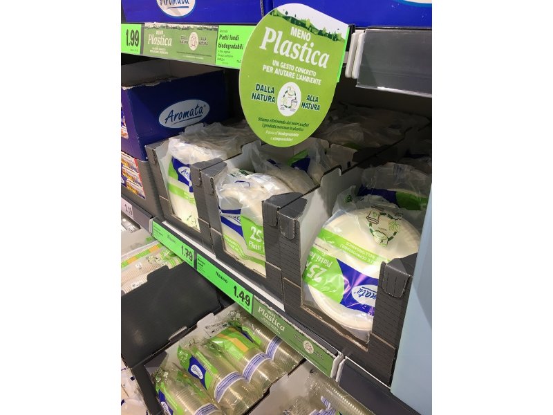 Blujuice: Il Primo Dispenser Di Acqua E Di Bibite Analcoliche A Marchio Blupura - Notizie Sulla - Foto 4