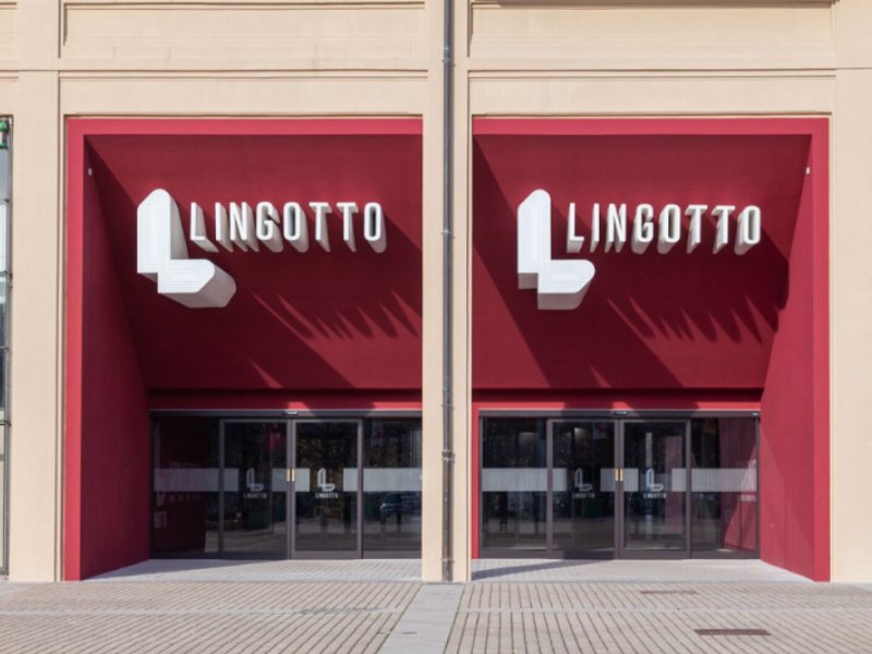 Centro Commerciale Lingotto, svelata oggi la nuova Food court Centro Commerciale Lingotto, svelata oggi la nuova Food court