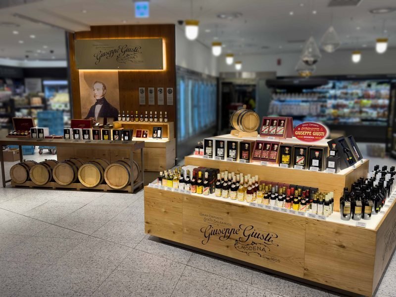 Acetaia Giusti apre a Seoul, nel Lotte main mall, la sua prima boutique estera Acetaia Giusti apre a Seoul, nel Lotte main mall, la sua prima boutique estera