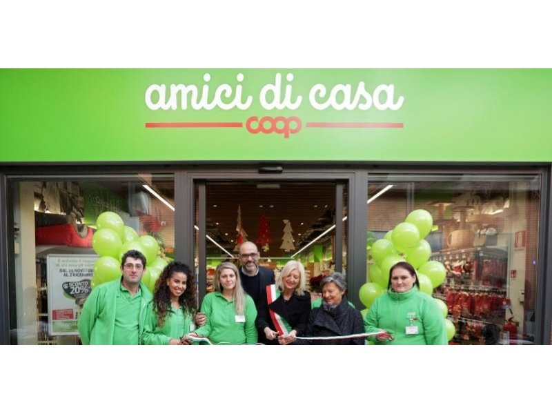 Apre a Cagliari il primo pet store in Sardegna targato “Amici di Casa Coop” Apre a Cagliari il primo pet store in Sardegna targato “Amici di Casa Coop”