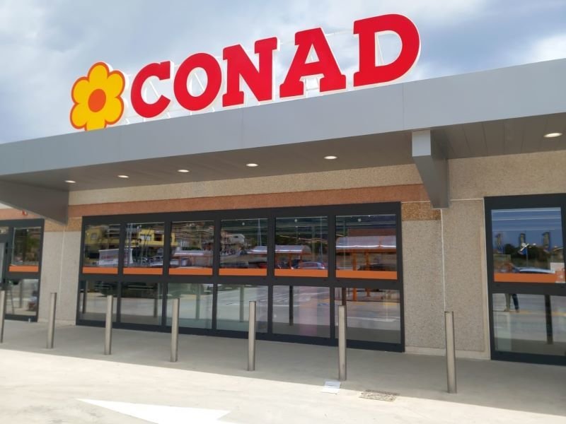 Conad apre a Siniscola (Nu) Conad apre a Siniscola (Nu)
