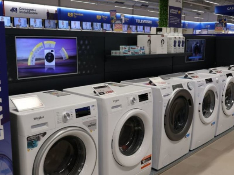 Euronics-Bruno apre a Milano il suo 37esimo negozio Euronics-Bruno apre a Milano il suo 37esimo negozio