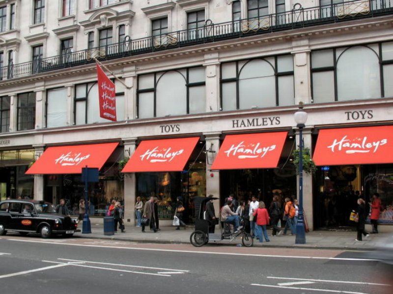 Giochi Preziosi porta in Italia Hamleys, l'icona inglese dei giocattoli Giochi Preziosi porta in Italia Hamleys, l'icona inglese dei giocattoli
