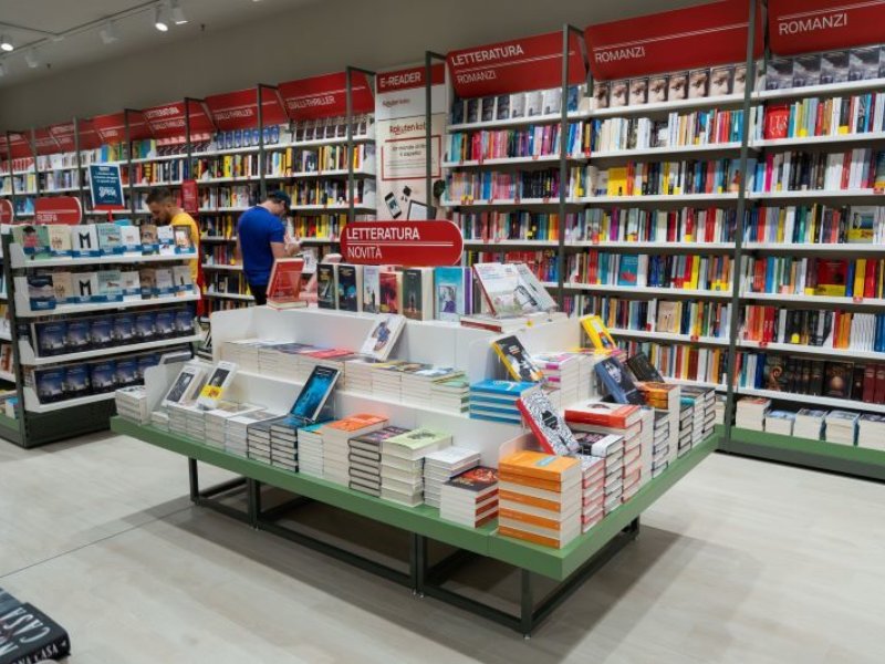 Mondadori Bookstore apre a Palermo Mondadori Bookstore apre a Palermo