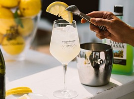 Villa Massa celebra il World Lemon Day con uno speciale spritz sorrentino Villa Massa celebra il World Lemon Day con uno speciale spritz sorrentino