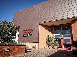 Unicoop Etruria avanti sui 24 negozi da cedere e 180 esuberi delle sedi Unicoop Etruria avanti sui 24 negozi da cedere e 180 esuberi delle sedi