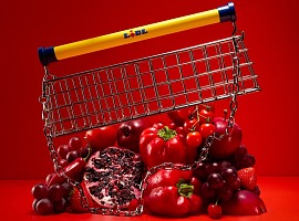 Lidl lancia la “trolley bag” e rinnova la collaborazione con il designer Nik Bentel