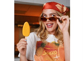 Algida e Uniqlo: i gelati simbolo dell’estate diventano una collezione di T-shirt da indossare Algida e Uniqlo: i gelati simbolo dell’estate diventano una collezione di T-shirt da indossare