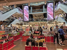 Eataly, piano welfare: ai dipendenti 510 euro. Riparte il tavolo per il contratto integrativo Eataly, piano welfare: ai dipendenti 510 euro. Riparte il tavolo per il contratto integrativo