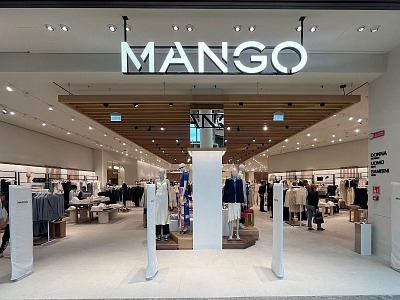 Mango investe in Lombardia con il restyling dello store di Arese Mango investe in Lombardia con il restyling dello store di Arese