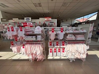Prénatal apre il suo primo punto vendita di Reggio Emilia, dedicato ai bambini e alle famiglie Prénatal apre il suo primo punto vendita di Reggio Emilia, dedicato ai bambini e alle famiglie