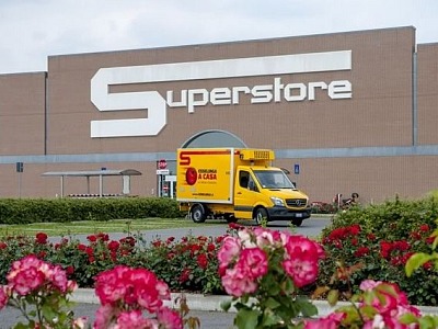 Esselunga ritrova smalto: ricavi fermi a 9,5 miliardi e balzo del margine, +27%. Debito in calo Esselunga ritrova smalto: ricavi fermi a 9,5 miliardi e balzo del margine, +27%. Debito in calo