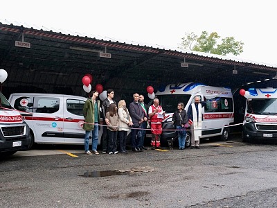 Acqua Sant’Anna dona un nuovo mezzo alla Cri di Beinasco in memoria del suo ceo Alberto Bertone Acqua Sant’Anna dona un nuovo mezzo alla Cri di Beinasco in memoria del suo ceo Alberto Bertone